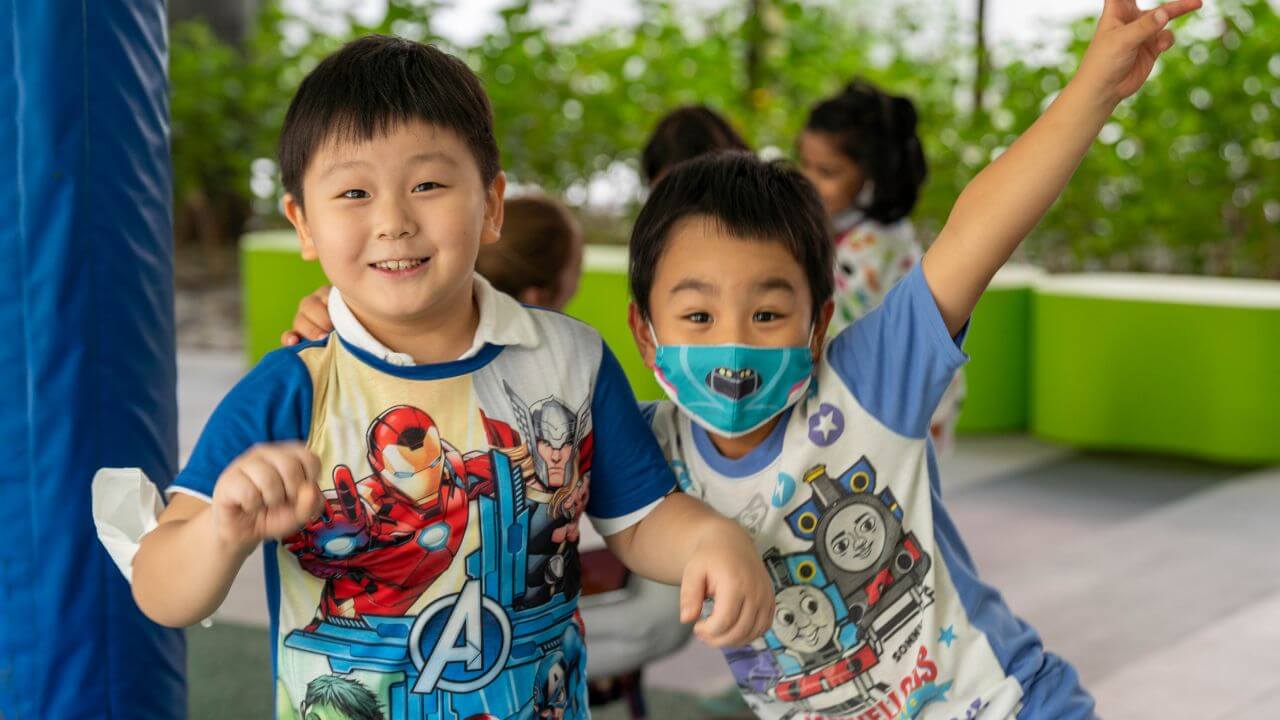 10 maneras de ayudar a su hijo a hacer amigos en el jardín de infantes